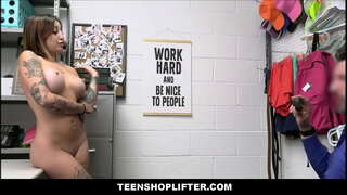 TeenShoplifter.com - Big Ass Rumaja Kutub Penari Bray Shoplifting Dompet