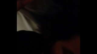 Indian virinoj trompanta kun knabo