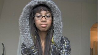 لطيف الآسيوية في سن المراهقة الفرنسية