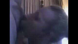 Horny 30&#039; वर्ष पुरानो blond बेकारी र कुखुरा.