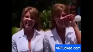 ماں کے پیٹ میں جڑواں بچے ، شہوت انگیز بھاڑ میں جاؤ اور سہ