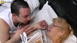 ���ຣີອາຍຸ