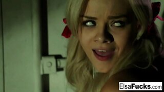 ���್ಲೊಂಡೆ ಬೆಡಗಿ ಬಾಯಿಯಿಂದ ಜುಂಬು