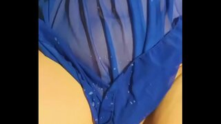 Malsupren azeno edzino s. selfies kaj ricevas cumshot