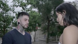 50 idi - Fahişə küçədə esmer atdırmaq üçün pul