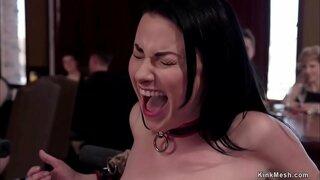 ���லை அடிமை Veruca ஜேம்ஸ் வழிகாட்டிகள் அடிமை டிரெய்னிங் சப்ரினா வங்கிகள் சேவை செக்ஸ், மற்றும் அவர்கள் கடுமையாக ஃபக் மற்றும் சமர்ப்பிக்க மேல் மாடியில் திறந்த யோனி செக்ஸ் கட்சி